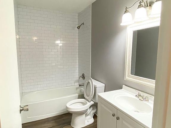 2nd image of 370 E 12th Ave #2