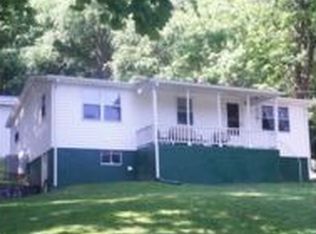 186 Broad Hollow Rd, Pearisburg, VA 24134