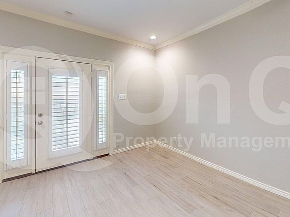 4th image of 6000 Auburndale Ave APT C