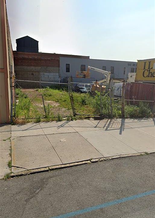 1st image of 214 57th St #216