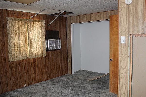 2nd image of 448 Main St