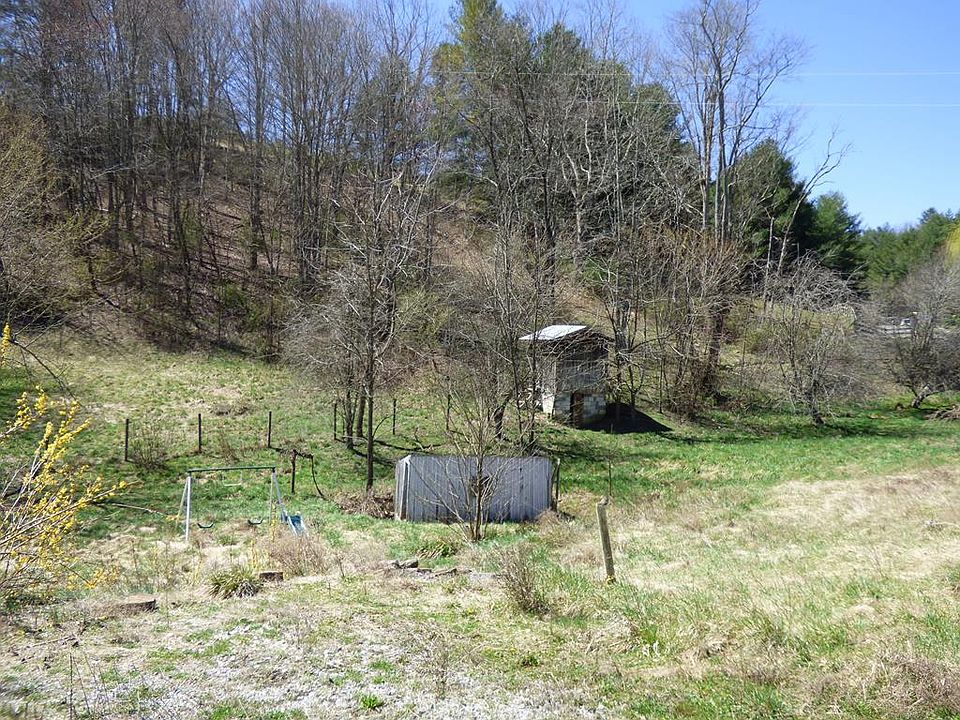 1st image of 346 Mountain Music Ln