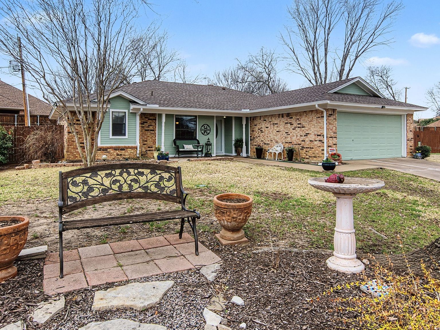 7449 Timberhill Dr, North Richland Hills, TX 76182 | MLS #21190055