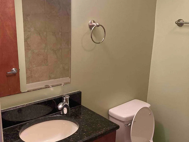1512 Marion St NW #101 — Photo 7