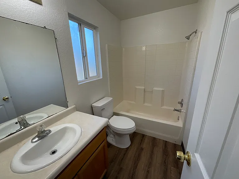 1388 Barcelona Way — Photo 21