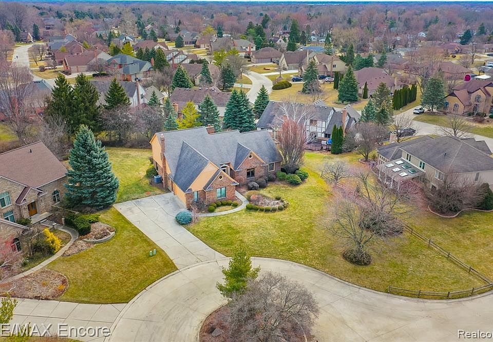 1st image of 53772 Regency Hills Ct