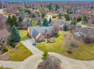 53772 Regency Hills Ct, Shelby Township, MI 48316