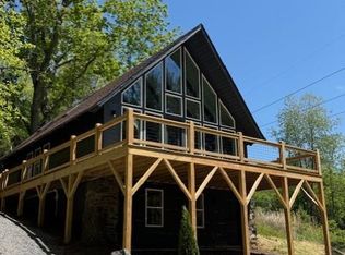 93 Horse Ring Dr, Burnsville, NC 28714
