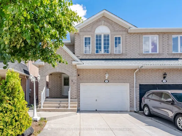 31 Capistro St, Brampton, ON L7A 3H6