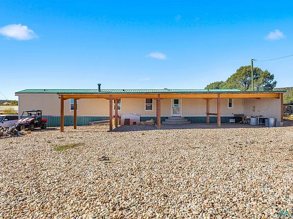2nd image of 14 Gutierrez Ln