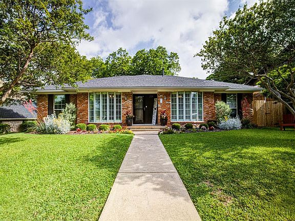 2nd image of 208 Rockbrook Dr