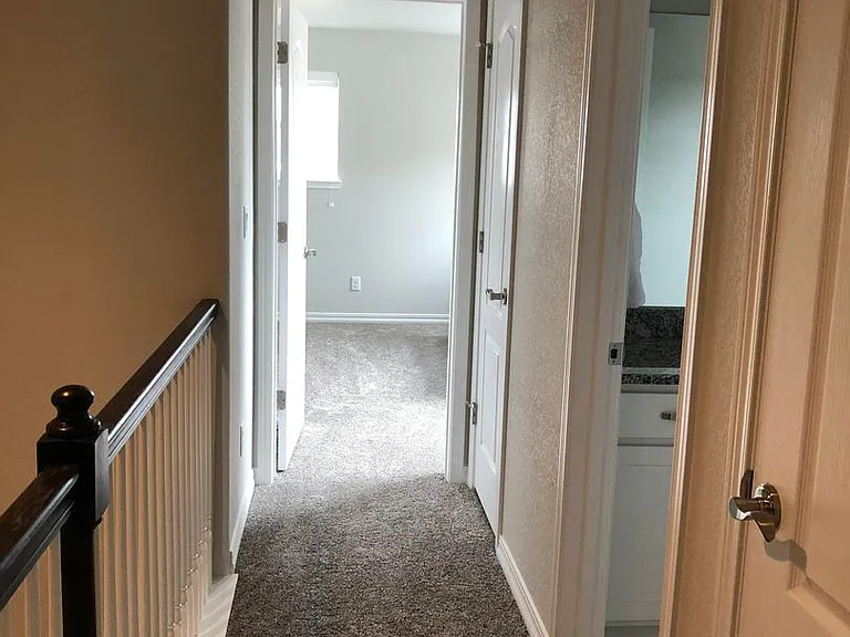 1185 Solitaire St — Photo 15