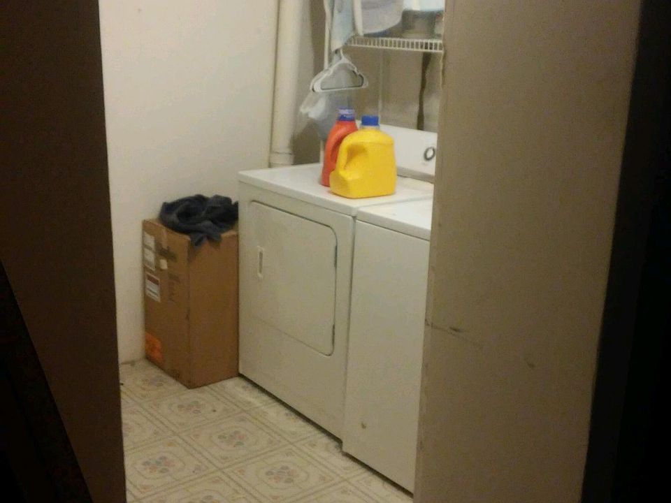Full washer and dryer included
