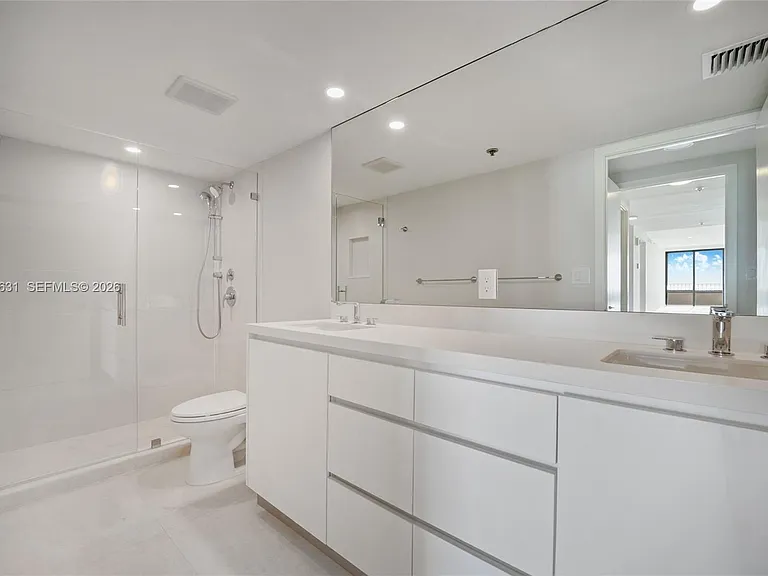 251 Crandon Blvd #1037 — Photo 15