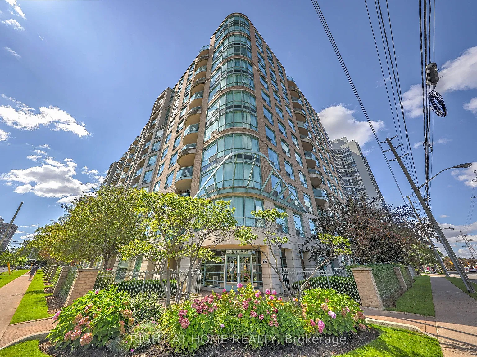 2 bed, $2,850 — Photo 4