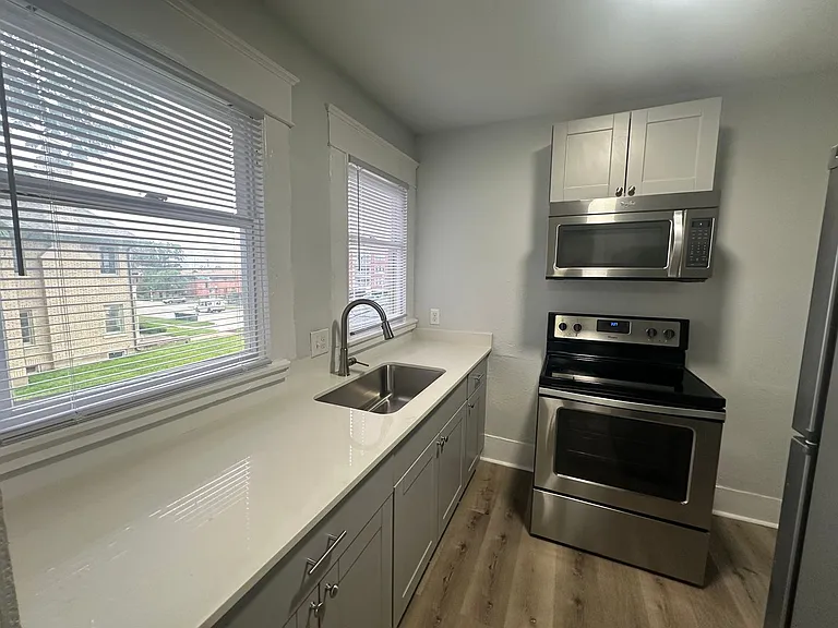 819 N Marsalis Ave — Photo 7