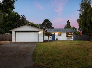 8624 NW 12th Ct, Vancouver, WA 98665