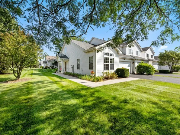 1641 Abington Ln, North Aurora, IL 60542