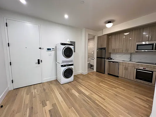 Rented by null | media 35