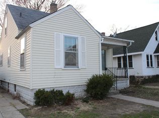1881 Wood St, Muskegon, MI 49442
