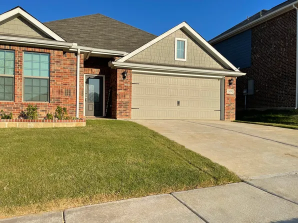 353 Lowery Oaks Trl, Fort Worth, TX 76120