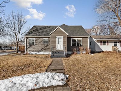 321 2nd St NW, New Richland, MN, 56072
