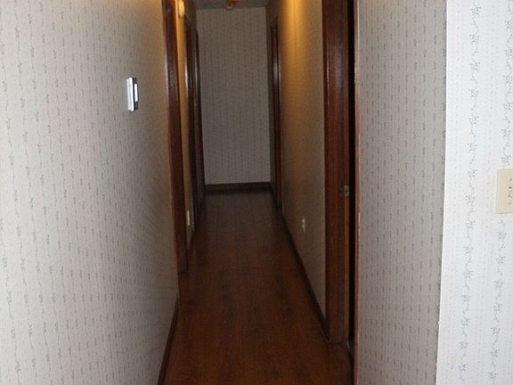 1st floor hallway
