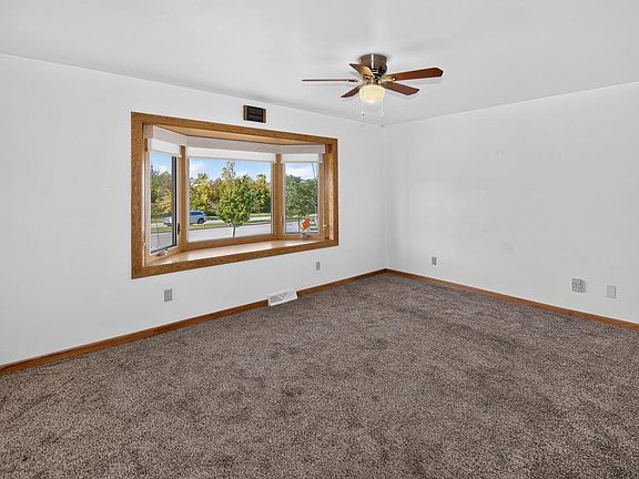 2nd image of 2826 S Chase AVENUE
