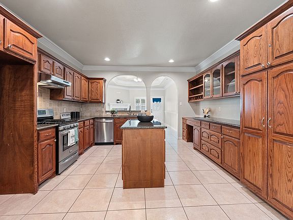 5th image of 4001 Dexter Ave