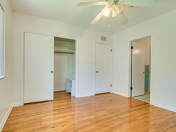 3rd image of 188 Corsica St