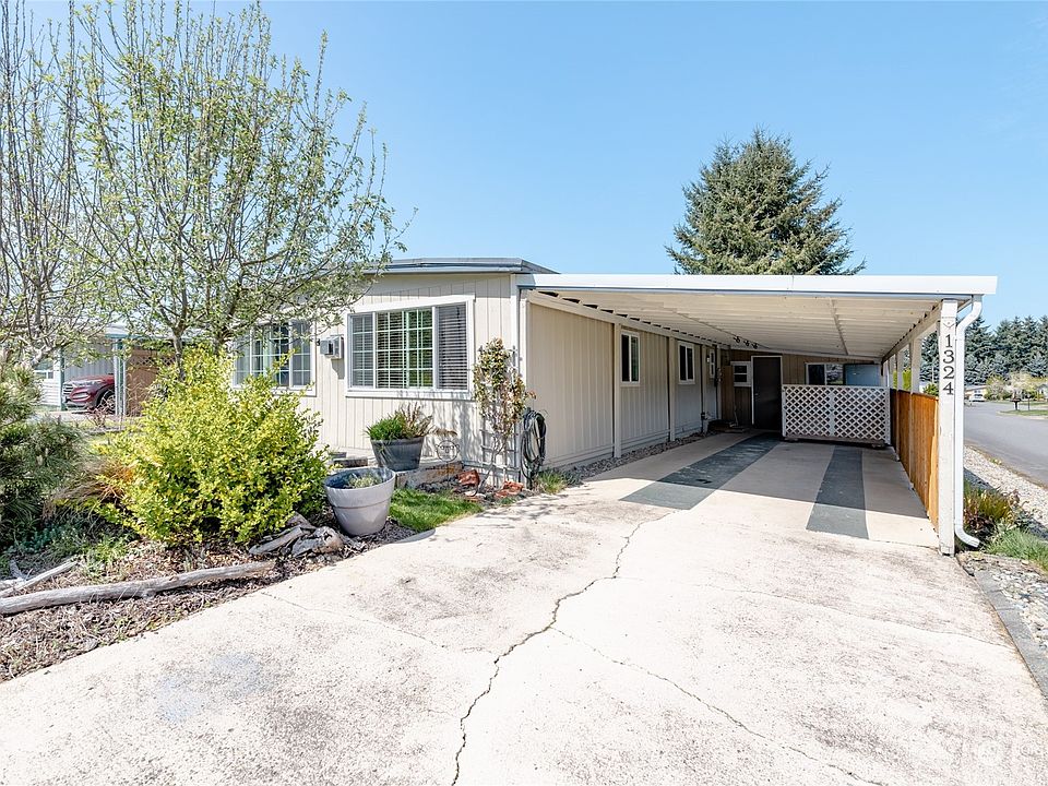1st image of 1324 Alonda Lane NE