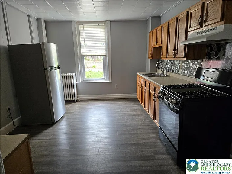 624 Cherokee St — Photo 8