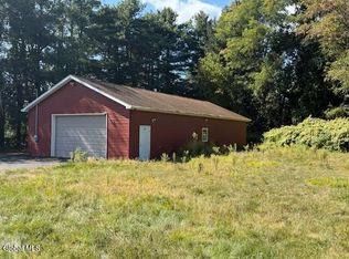 11 Marilou St, Colonie, NY 12205