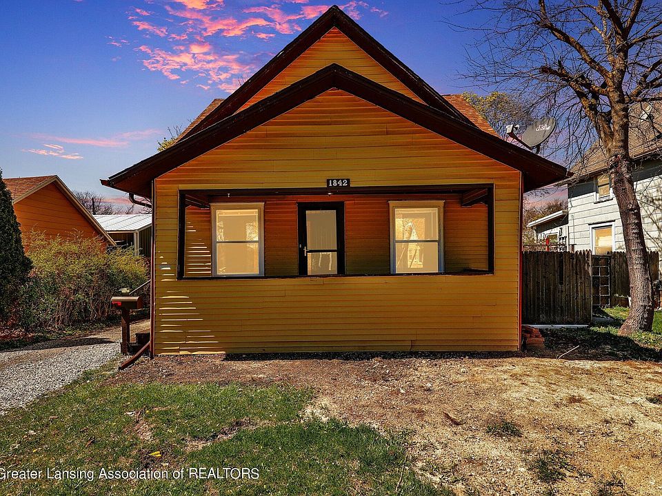 1st image of 1842 Stirling Ave