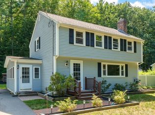 4 Hickory Dr, Townsend, MA 01469