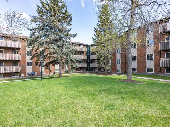11620 E Elbow Dr SW #634, Calgary, AB T2W 3L6