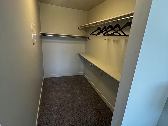 4th image of 1232 E Wilmington Ave #1