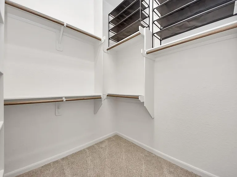 2547 Granberry Point — Photo 36