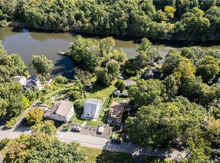 134 Crystal Lake Rd, Middletown, CT 06457