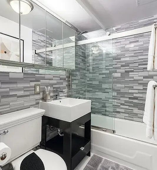 521 E 5th St #R3B — Photo 7