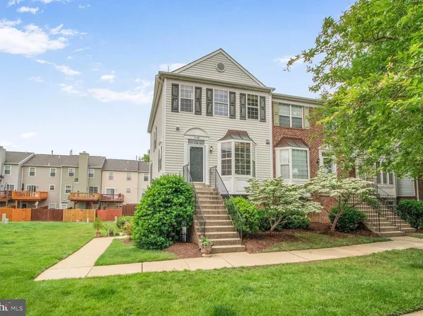 1146 Wickford Ct, Crofton, MD 21114