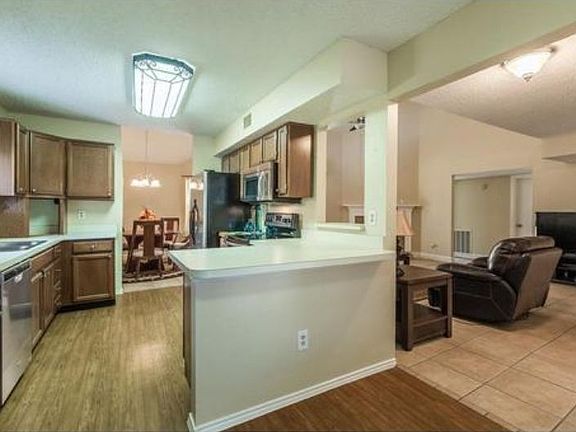 4th image of 5601 Stone Meadow Ln