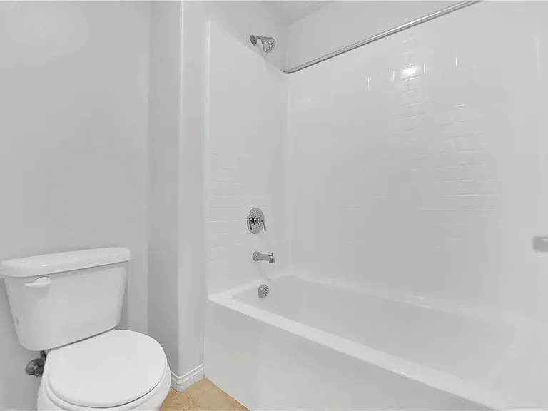 4596 Bayley Skye Ave — Photo 21