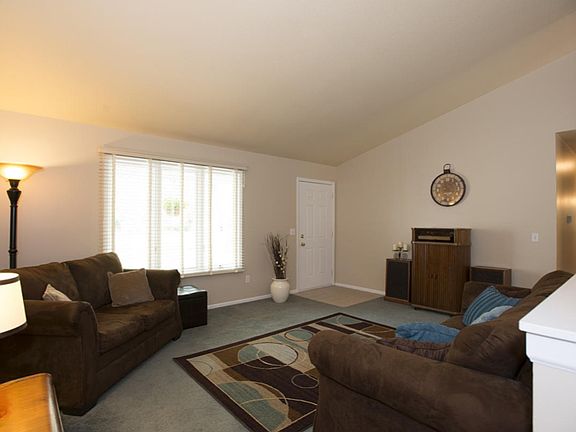 4th image of 114 Christy Dr