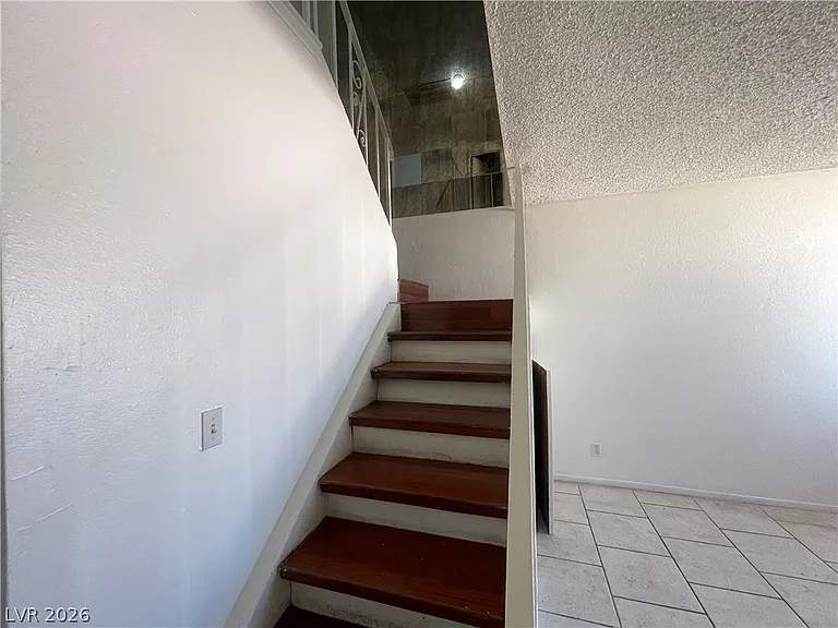 3904 Blackford Pl — Photo 21