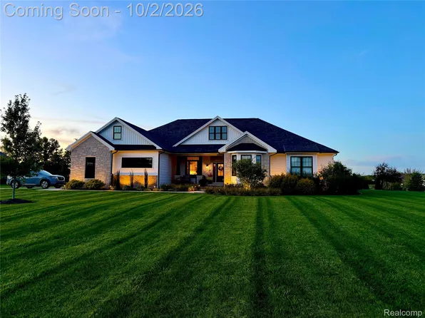 1179 Oak Trail Ct, Carleton, MI 48117