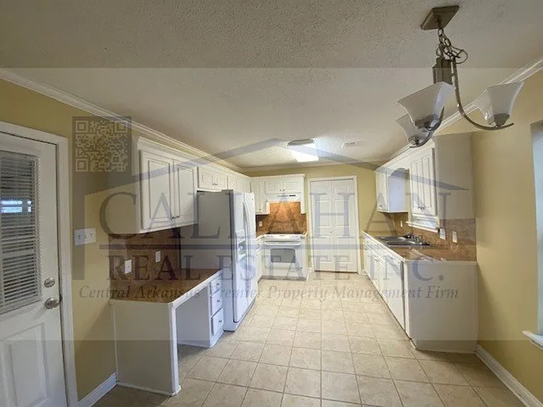 405 Waymack Dr — Photo 17