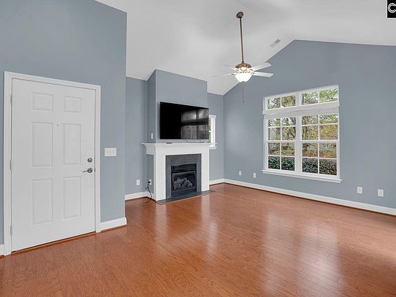 5th image of 604 Laryn Ln