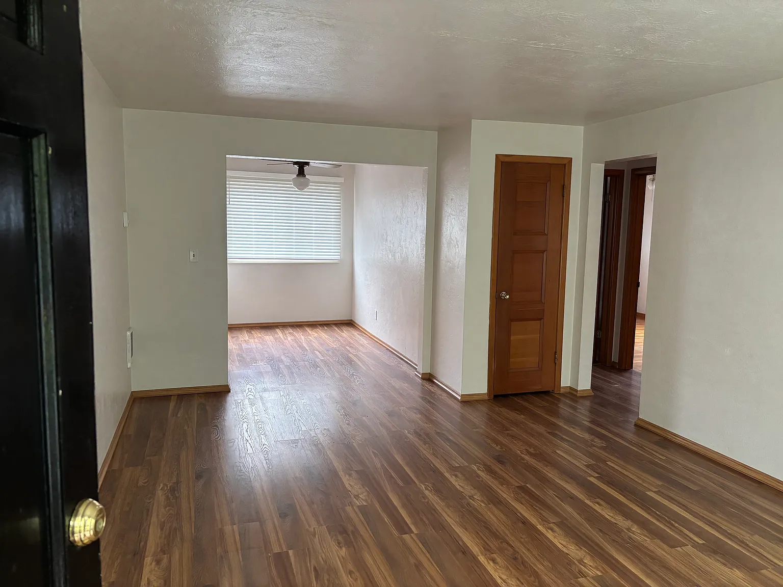 2 bed, 800 sqft, $1,350 — Photo 3