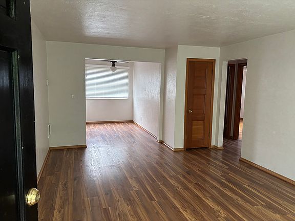 3rd image of 772 Cottage St NE #772